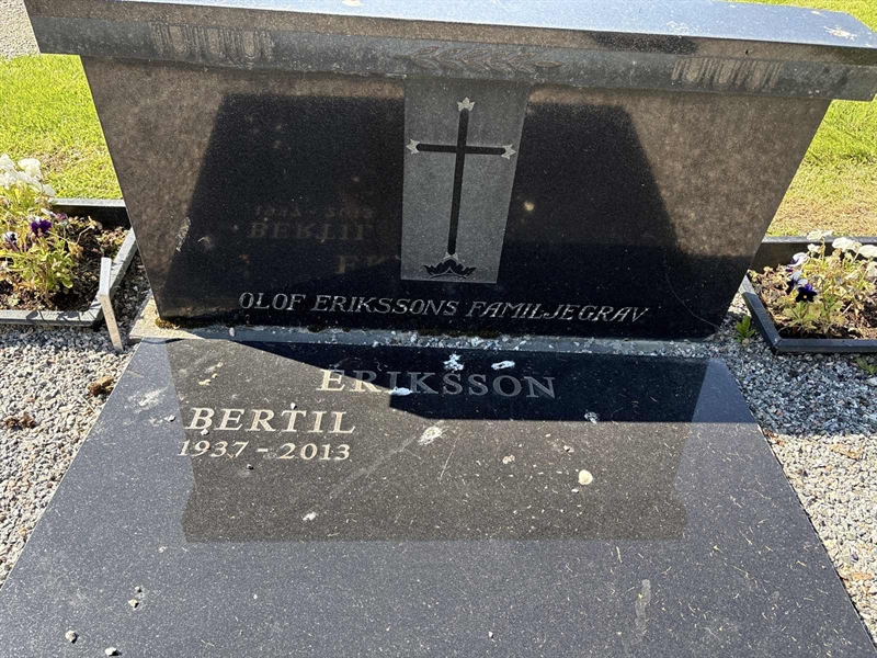 Grave number: 4 G GF 77-78