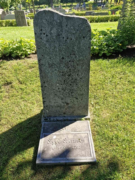 Grave number: 1 FRID 10B