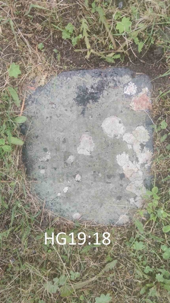 Grave number: HG 19    18
