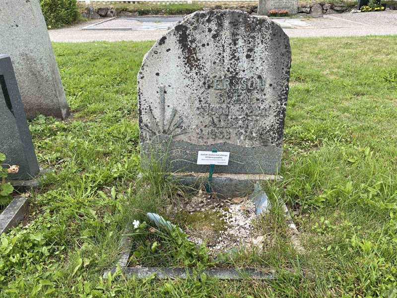 Grave number: 2 08 455B