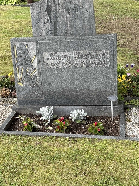 Grave number: SKF G    92, 93