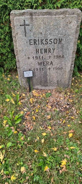 Grave number: M 13   20