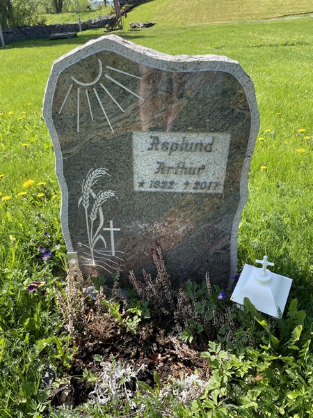 Grave number: KA D   190