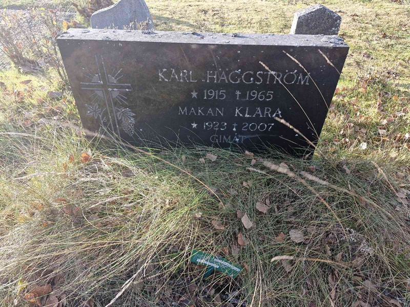 Grave number: AK C  3442-3444