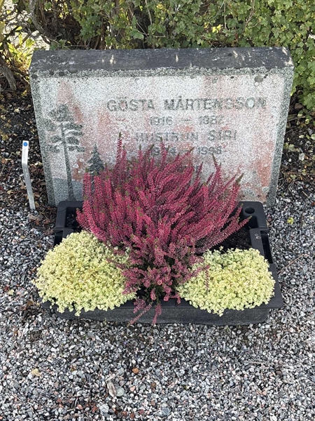 Grave number: 4 N ND   158