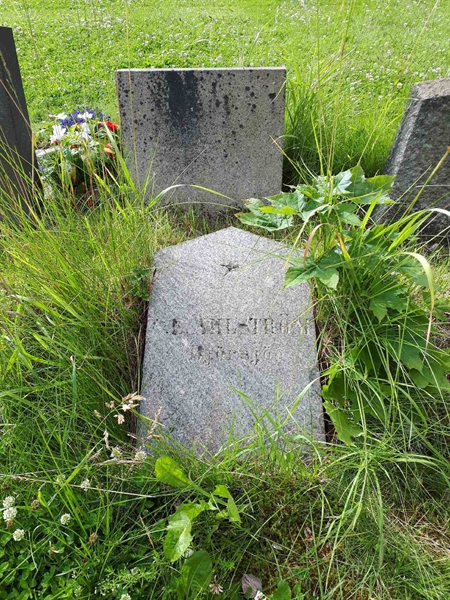 Gravnummer: GK A 5   264M