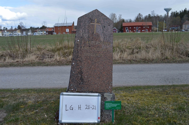 Grave number: LG H    20, 21