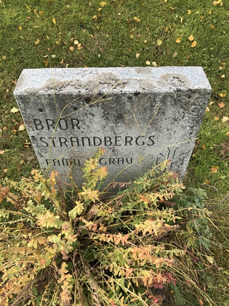 Grave number: HA B     6, 7