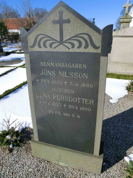 Grave number: SÅ 002:01