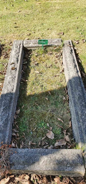 Grave number: SG 02   387