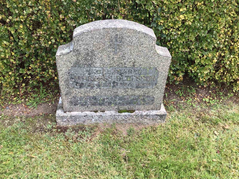 Grave number: 20 B    58