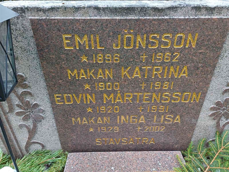 Grave number: JÄ 1 B 3058, 3059, 3060