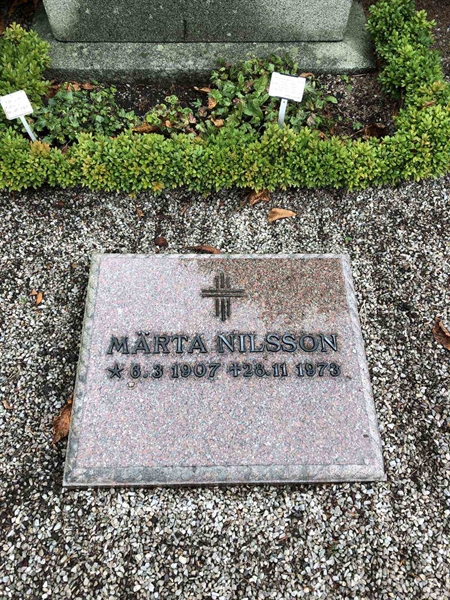 Grave number: UK 2    39E, 39F, 39G, 39H, 40E, 40F