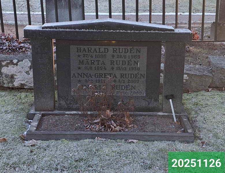 Hautatunnus: 1 N    57A