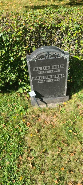 Grave number: M C  112