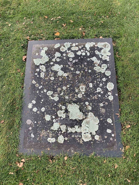 Grave number: VK B   150, 151