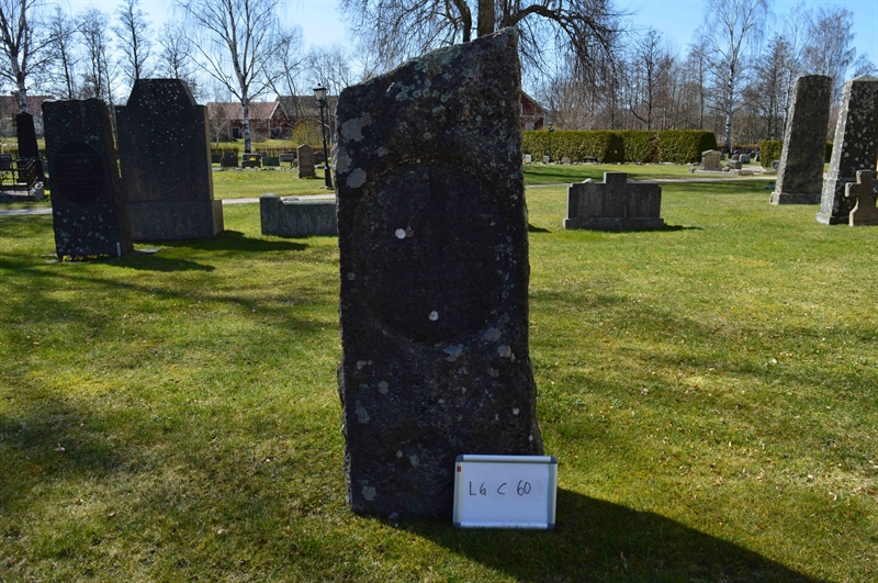 Grave number: LG C    60