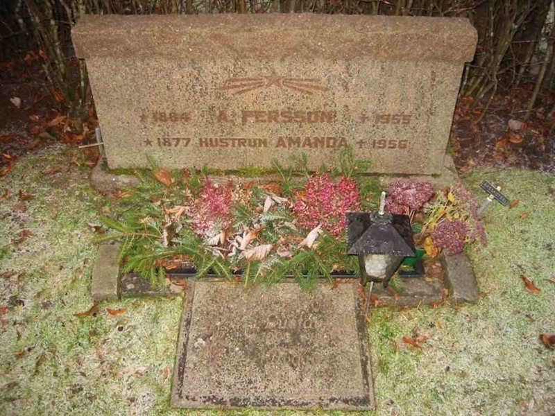 Grave number: KV 3   155-156