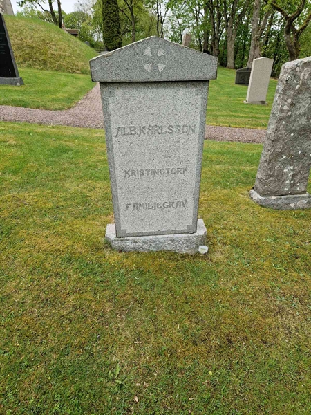 Grave number: 01 E   81