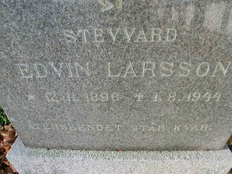 Grave number: LI NORR    151B