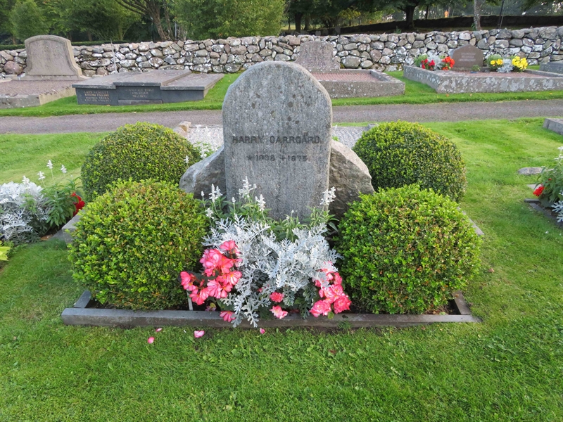 Grave number: 1 03  133