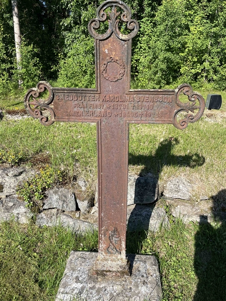 Gravnummer: N 5 4 745