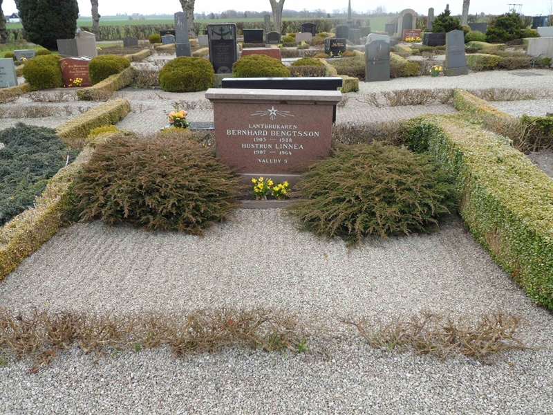 Grave number: VK O     3