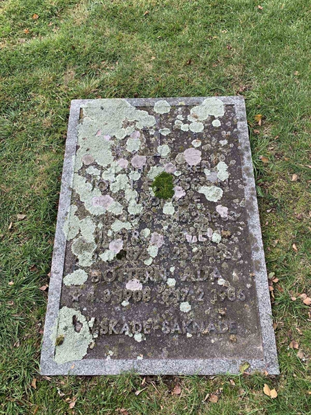 Grave number: VK B   101, 102