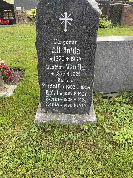 Gravnummer: N 4 3   388