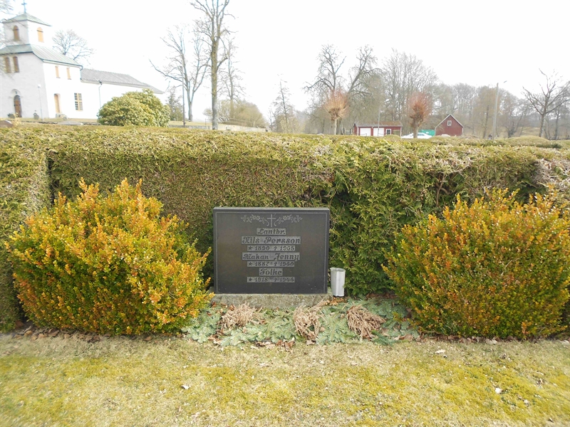 Grave number: V 14    33