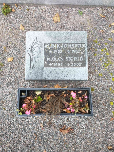 Grave number: VK C   385, 386