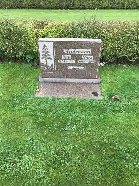 Grave number: B 03    37, 38