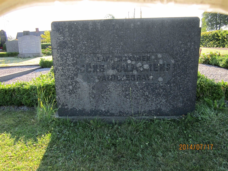 Grave number: 10 D    28