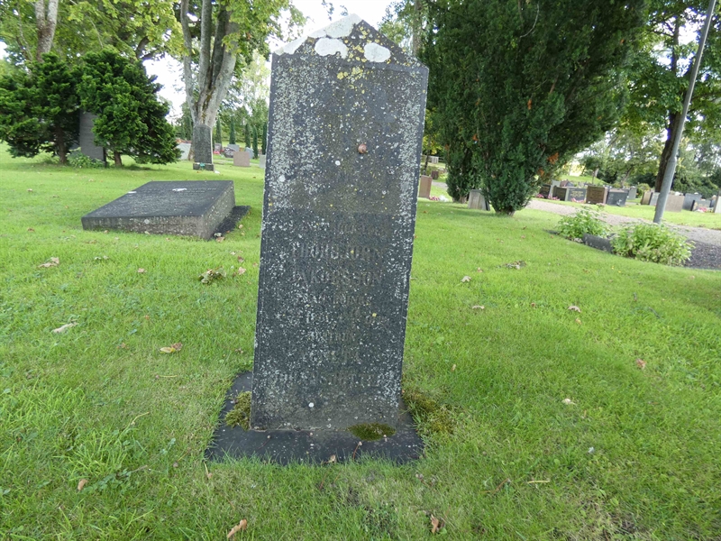 Grave number: SN C   112