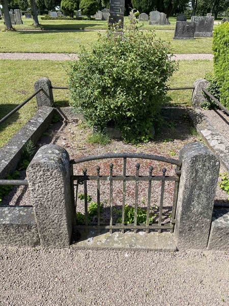 Grave number: EK E 2    59