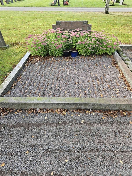 Grave number: Fr 7  1073-1074