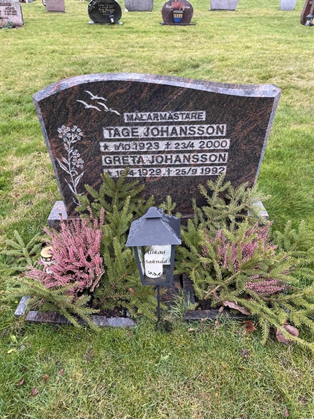 Grave number: Ärt 60 32    48+49