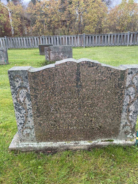 Hautatunnus: 6 03    136, 137