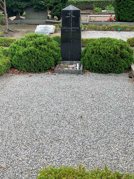 Grave number: SH 66    93