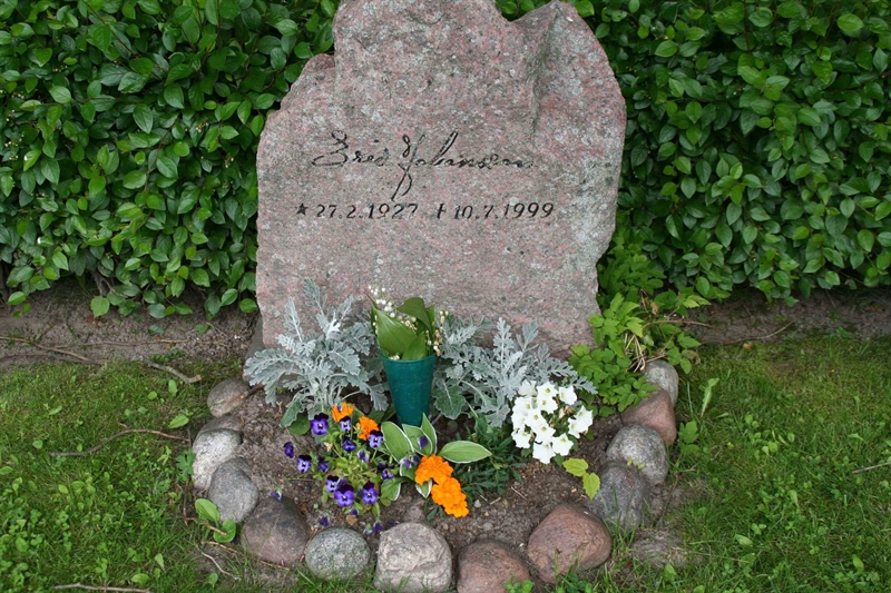 Grave number: 1 H D   202