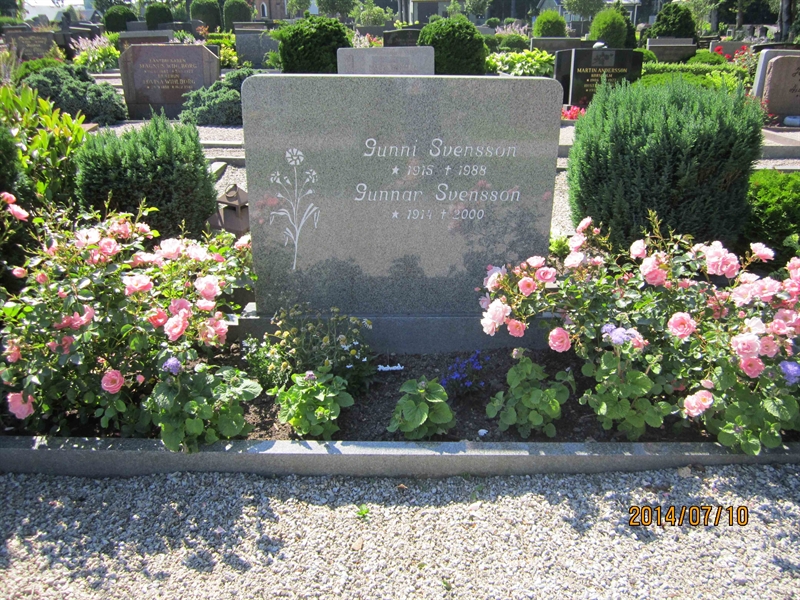 Grave number: 8 M 103-104
