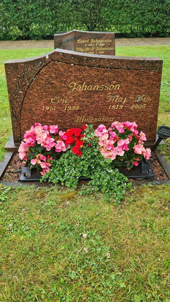 Hautatunnus: M N 19 19-20