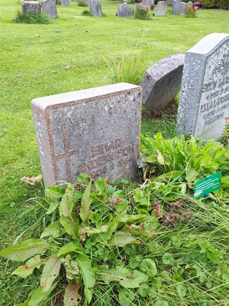 Gravnummer: NK F B   767