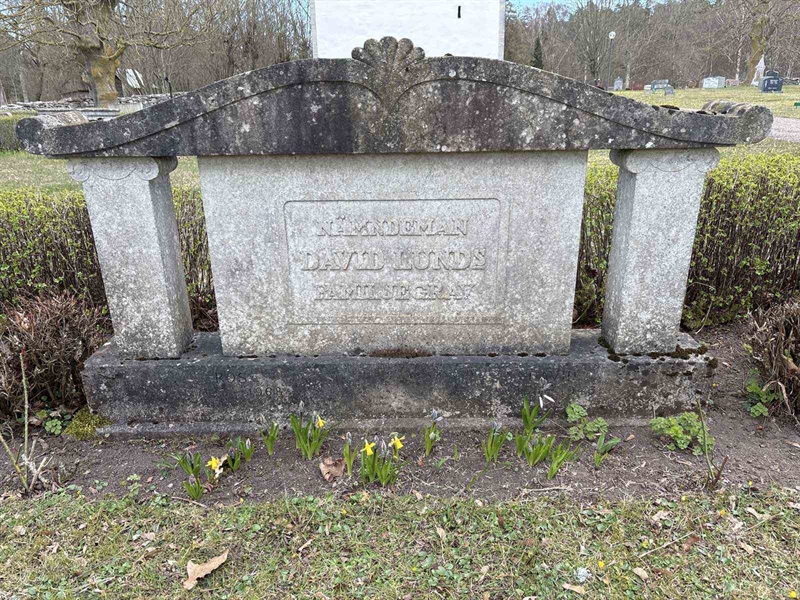 Gravnummer: LO    72, 73