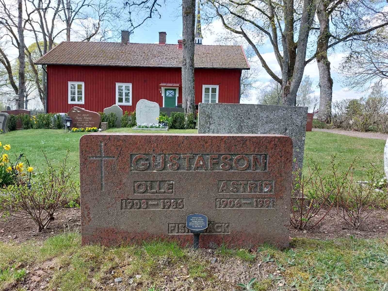 Grave number: HÖ 6   67