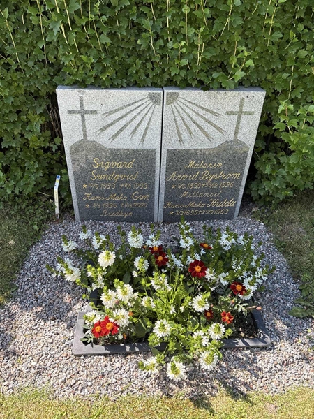 Grave number: 4 G GF 165-A+B