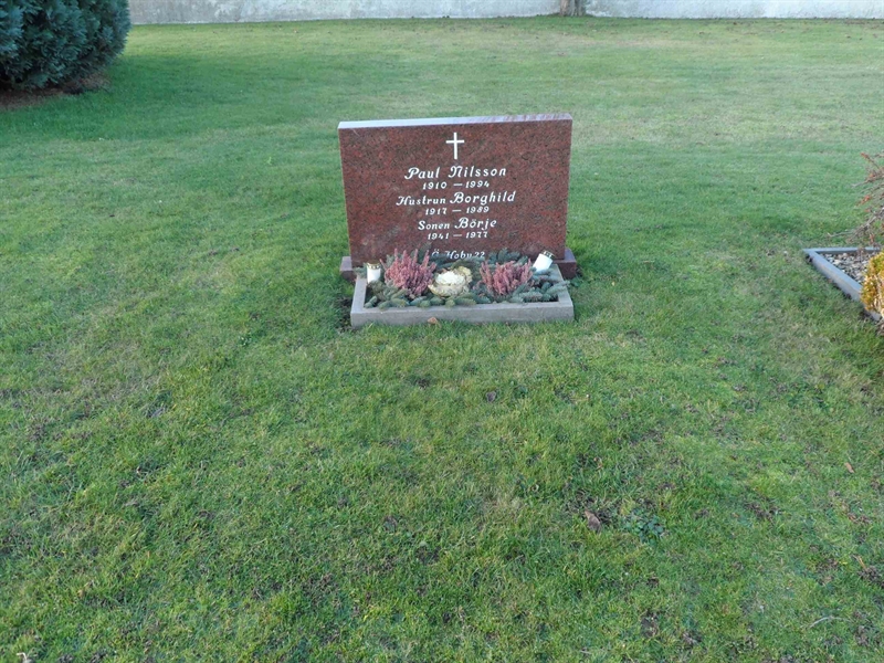 Grave number: 2 01  1403