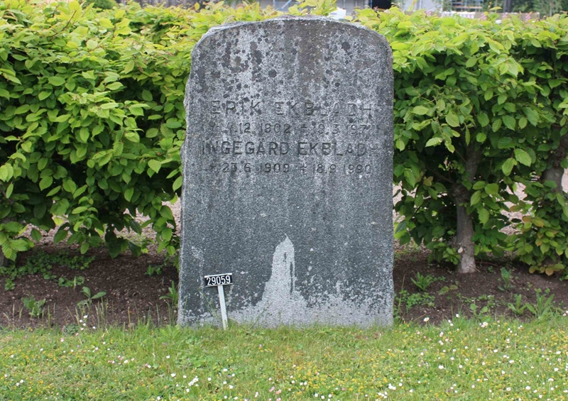 Grave number: Ö 29    76, 77