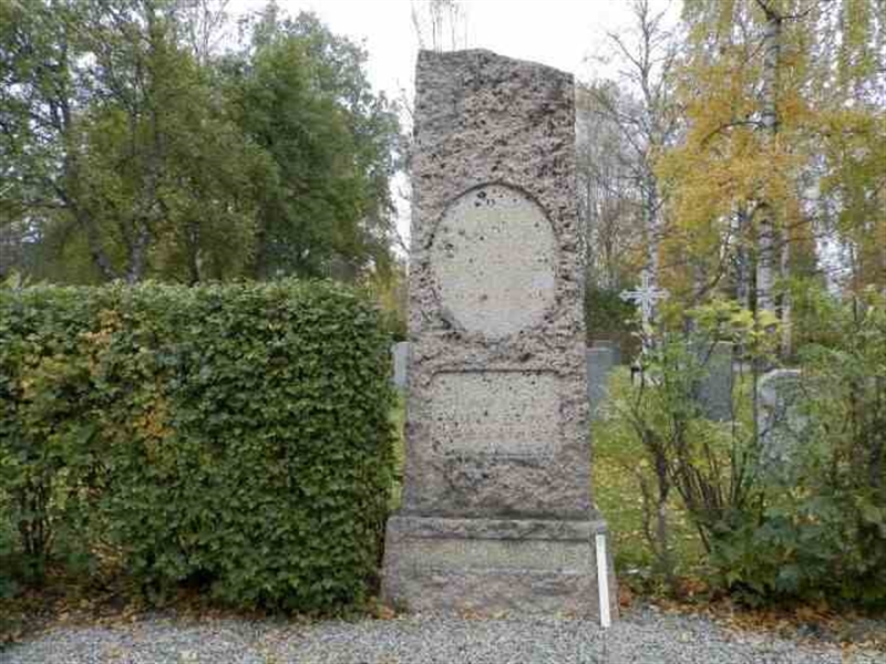 Grave number: 1 1   927