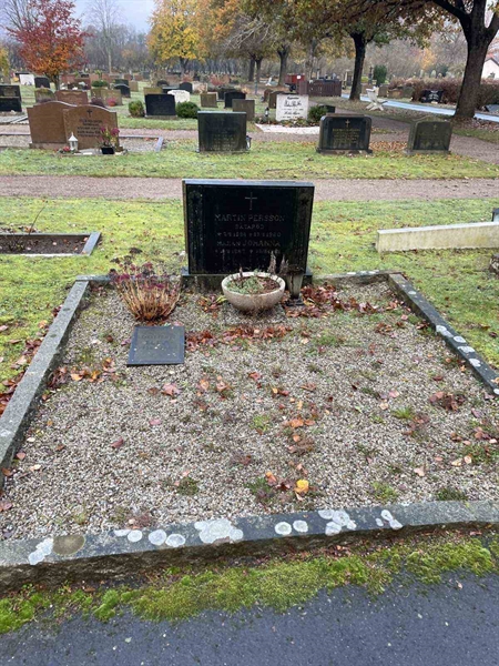 Grave number: VV 6   452, 453